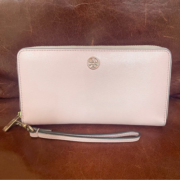 Tory Burch Handbags - Tory Burch Continental Wallet In Pale Pink Color